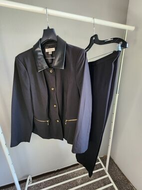 Danillo Black Women's Tailored Blazer with Gold Zipper Detail And Pants